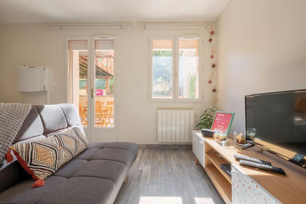 Apartamento L'Ainstant Bellegarde-sur-Valserine Exterior foto
